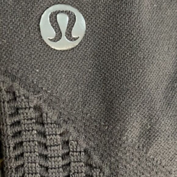 Lululemon Stretch Capri Leggings | Black - Picture 3 of 3